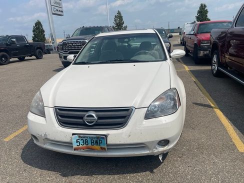 Used 2003 Nissan Altima 3.5 SE FWD image 7