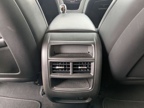 Used 2018 Cadillac XT5 Luxury w/ Driver Awareness Package FWD image 21