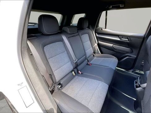 Used 2025 GMC Terrain Elevation AWD/4WD image 17