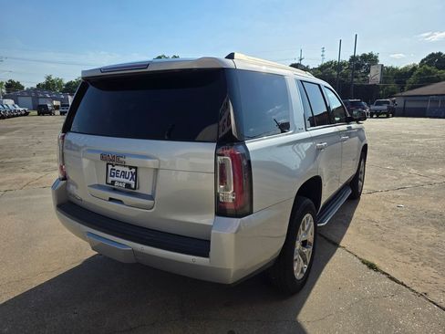 Used 2018 GMC Yukon SLT RWD image 8