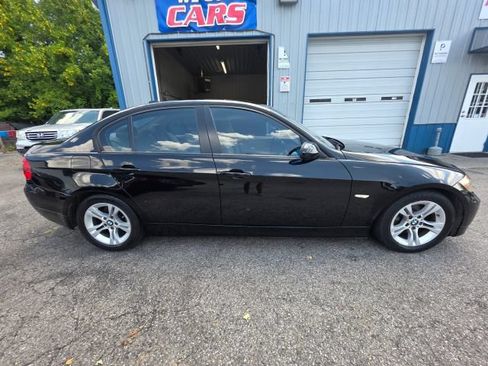 Used 2008 BMW 328i Sedan RWD image 4
