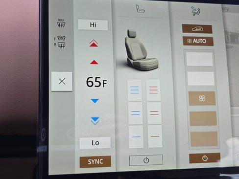 New 2026 Land Rover Range Rover Long Wheelbase SE image 24