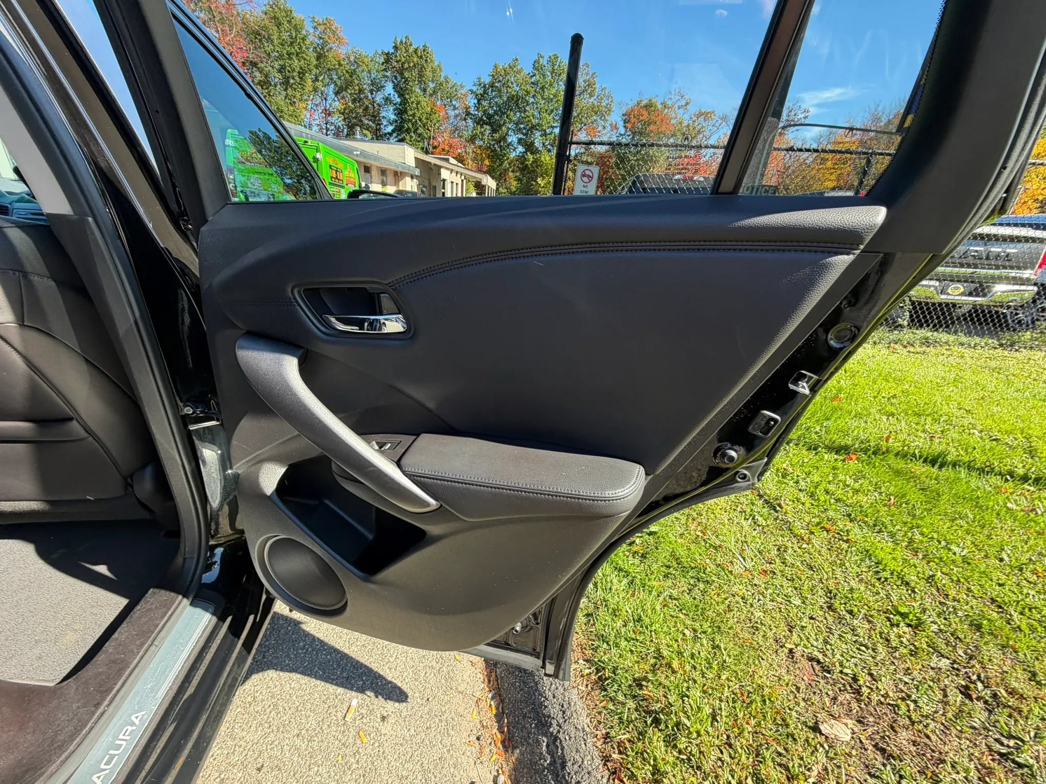 Used 2014 Acura RDX w/ Technology Package AWD/4WD image 17