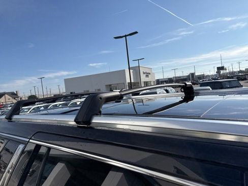 Used 2022 GMC Yukon Denali image 13