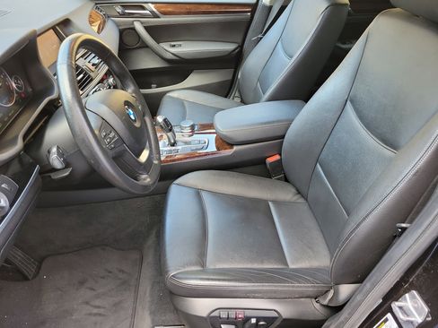 Used 2017 BMW X3 xDrive28i image 9