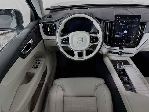 New 2026 Volvo XC60 B5 Ultra w/ Climate Package image 21