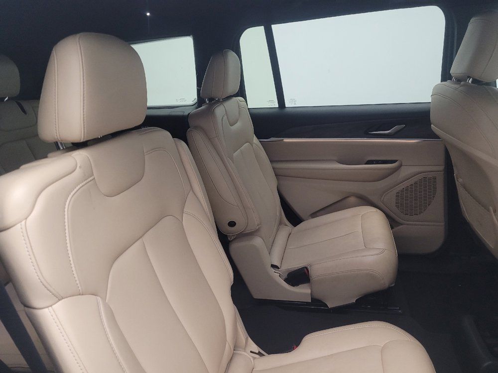 Used 2023 Jeep Grand Cherokee L Limited w/ MOPAR Finishing Package RWD image 19