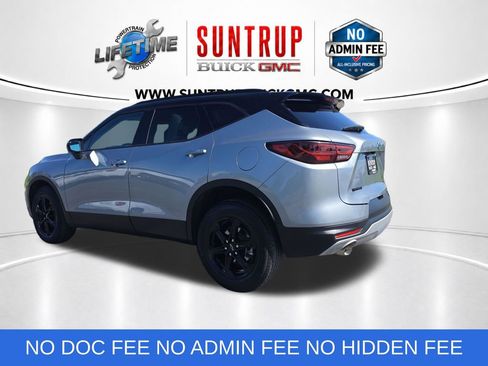 Used 2024 Chevrolet Blazer LT w/ Midnight/Sport Edition FWD image 3