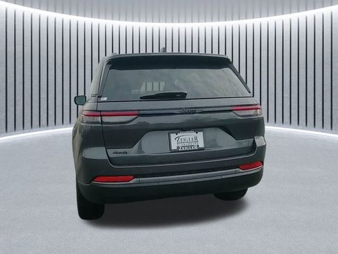 New 2026 Jeep Grand Cherokee Limited w/ Limited Altitude Package image 12