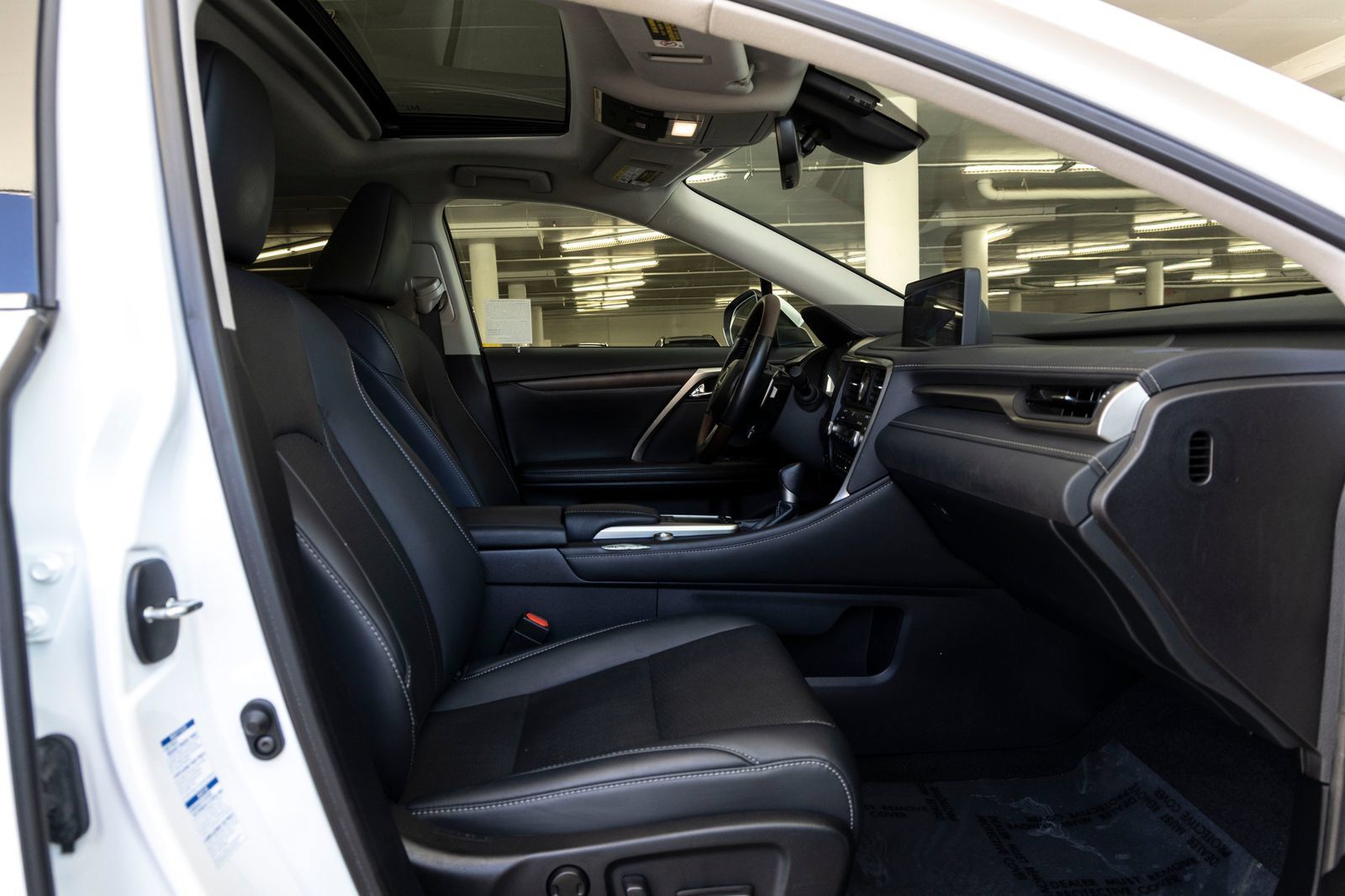Used 2021 Lexus RX 450h AWD w/ Premium Package image 28