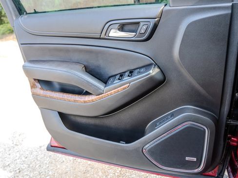 Used 2015 Chevrolet Tahoe LTZ RWD image 25