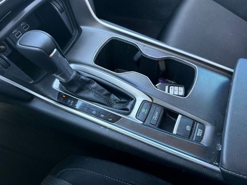 Certified 2021 Honda Accord LX image 16