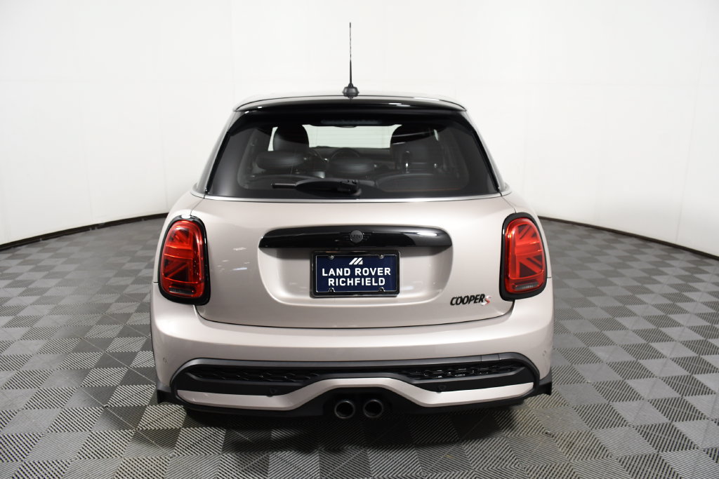 Used 2022 MINI Cooper S w/ Premium Package FWD image 5