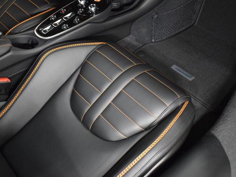 New 2026 McLaren GTS RWD image 18