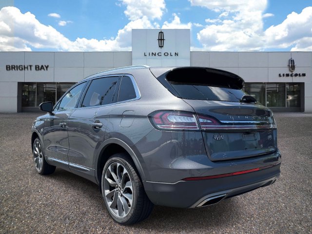 Certified 2023 Lincoln Nautilus Reserve w/ Luxury Package AWD/4WD image 4