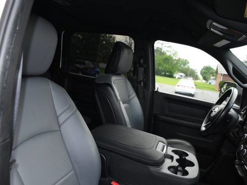 Used 2022 RAM 3500 Tradesman w/ Chrome Appearance Group AWD/4WD image 25