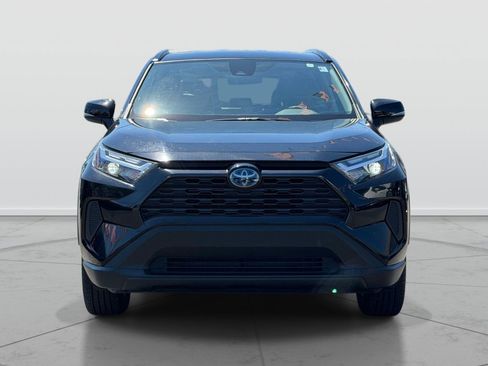 Used 2024 Toyota RAV4 LE AWD/4WD image 2