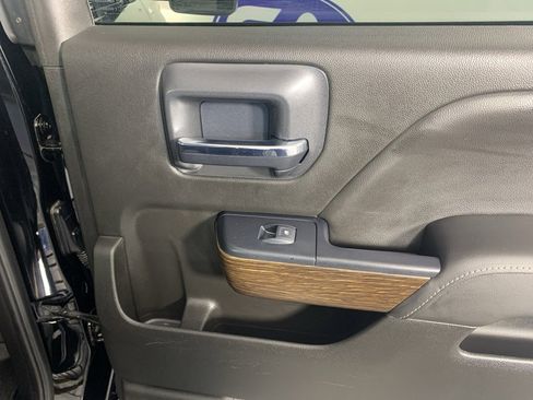 Used 2019 GMC Sierra 3500 Denali w/ Duramax Plus Package image 37