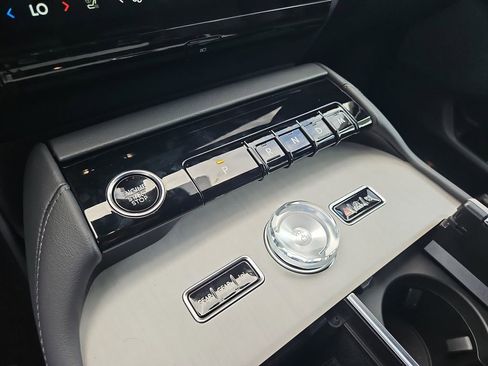 New 2025 Lincoln Navigator L Reserve w/ Jet Appearance Package image 26