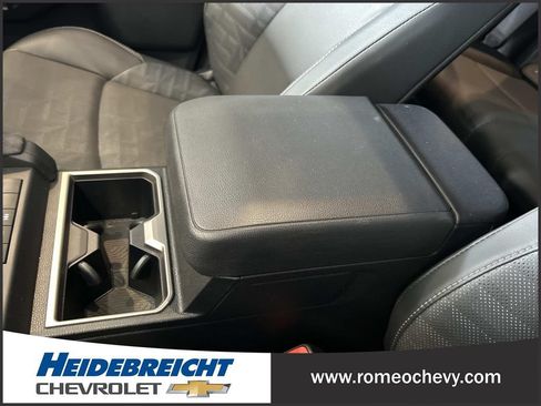 Used 2025 Toyota 4Runner TRD Off-Road Premium AWD/4WD image 28