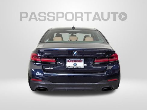 Certified 2022 BMW 530i xDrive w/ M Sport Package image 5