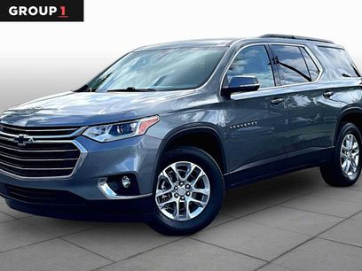 Used 2021 Chevrolet Traverse LT