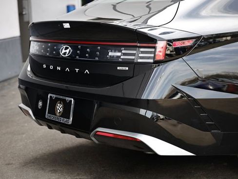 Certified 2025 Hyundai Sonata SEL image 8