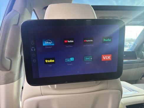 Used 2025 Cadillac Escalade Premium Luxury Platinum w/ LPO, Floor Liner Package image 15