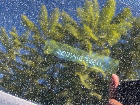 Used 2025 Kia Soul LX w/ LX Technology Package image 29