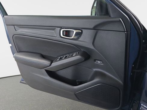 Used 2025 Honda Civic Sport image 27