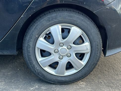 Used 2019 Ford Fiesta S image 2