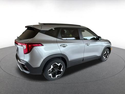 Used 2025 Kia Seltos S image 15