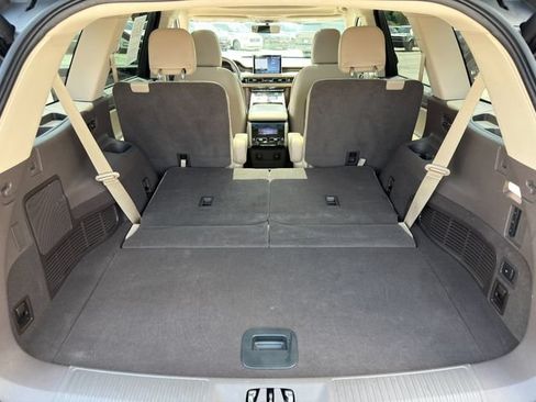 Used 2023 Lincoln Aviator Reserve w/ Equipment Group 201A RWD image 53