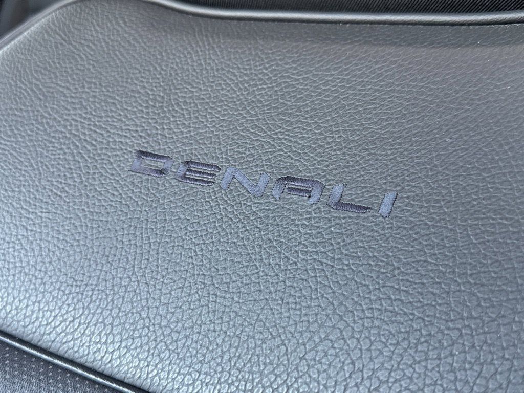 Used 2022 GMC Yukon Denali RWD image 34