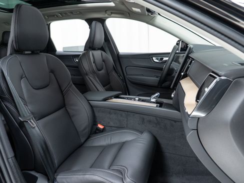 New 2026 Volvo XC60 T8 Ultra w/ Protection Package Premier AWD/4WD image 22