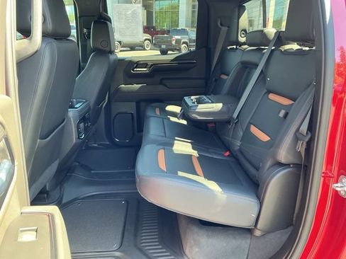 Used 2023 GMC Sierra 1500 AT4 w/ Technology Package AWD/4WD image 22