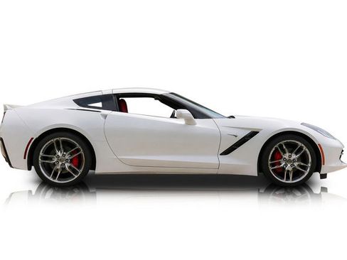 Used 2019 Chevrolet Corvette Stingray Coupe w/ 2LT Preferred Equipment Group RWD image 2