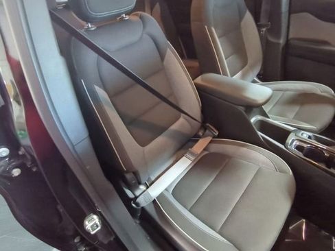 Used 2025 Chevrolet TrailBlazer LT image 24