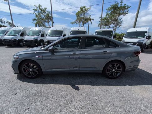 Used 2019 Volkswagen Jetta GLI FWD image 8
