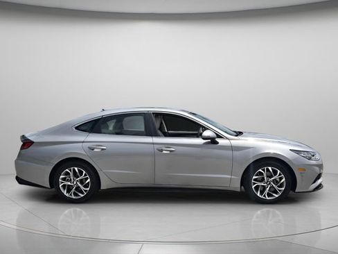 Used 2023 Hyundai Sonata SEL FWD image 4