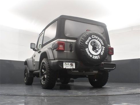 Used 2021 Jeep Wrangler Willys image 14