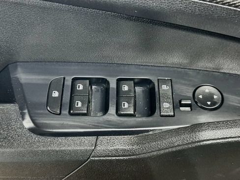 Used 2023 Kia Sportage LX AWD/4WD image 11