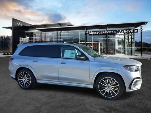 New 2026 Mercedes-Benz GLS 450 4MATIC image 1