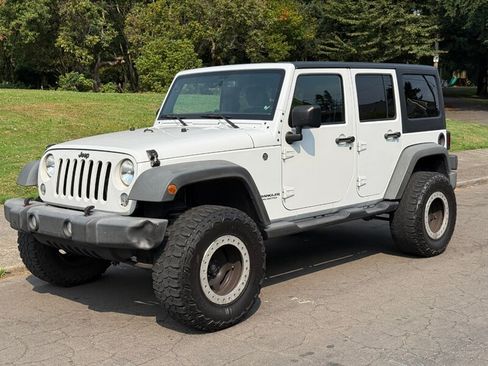 Used 2016 Jeep Wrangler Unlimited Sport AWD/4WD image 1