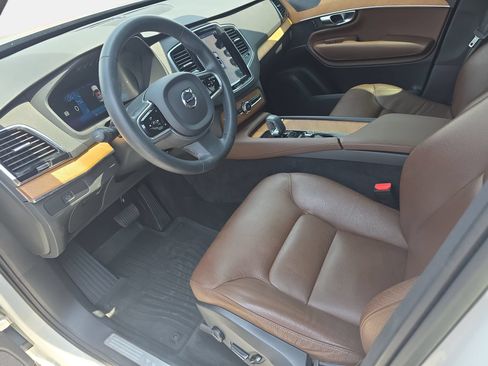 Used 2023 Volvo XC90 B6 Plus w/ Protection Package Premier AWD/4WD image 16