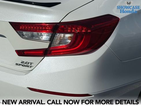 Used 2022 Honda Accord Sport image 11