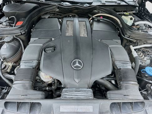Used 2017 Mercedes-Benz E 400 E 400 image 33
