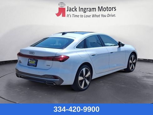 New 2025 Audi A5 2.0T Prestige image 5