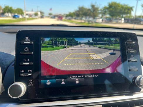 Used 2019 Honda Accord Sport image 35