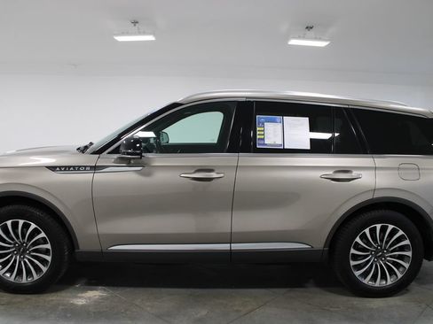 Used 2021 Lincoln Aviator Reserve w/ Equipment Group 201A AWD/4WD image 6